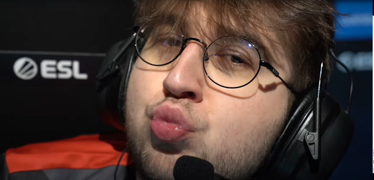 ParamahansaTy's tweet photo. @mousesports @torzsics Happy bday! https://t.co/yu2FlcZrs9