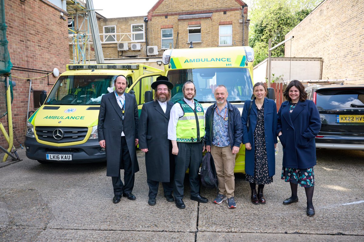 Thrilled to host @hackneycouncil's Cabinet member for health @chrismylesk and @CarolynASharpe Lead Consultant in Public Health at our HQ. We had an insightful discussion about our lifesaving work and shared our plans for a new facility 🚑🏗️   Thank you for your valuable support!