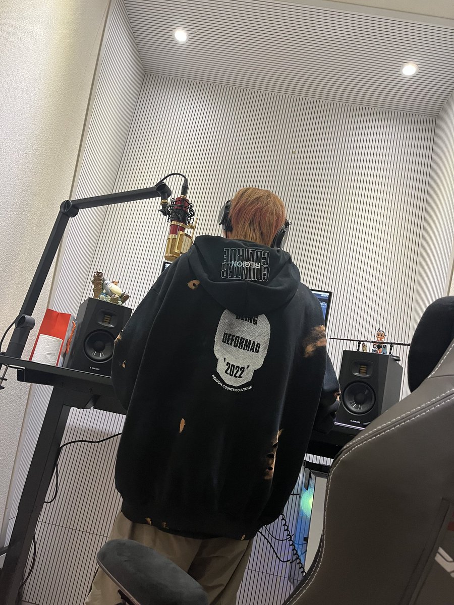 JongseobKimBr's tweet photo. [📝 #TRADFR] 18/05/23 - Keeho no FR: 

🐺: jongseob oppa é tão legal
🐺: um homem que pode compor 
🐺: um homem de verdade que pode fazer música
🐺: tão legal 

~🐇 | #P1Harmony #JONGSEOB #피원하모니  @P1H_official @P1H_members https://t.co/HdP6VFFPtR