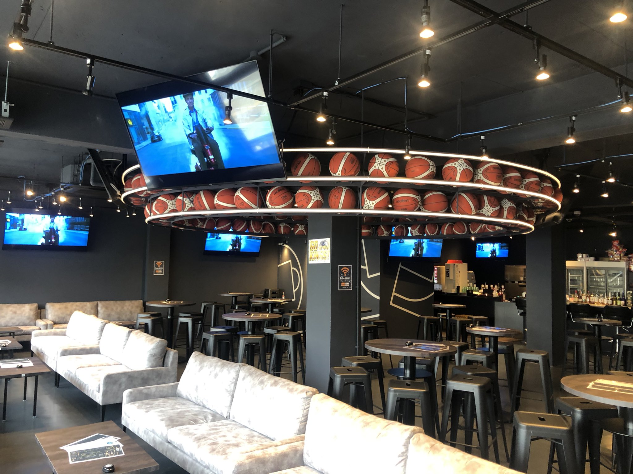 Sports Bar KING (SportsbarKING) / Twitter