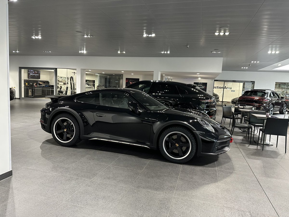 Hannah Burgess tweet media