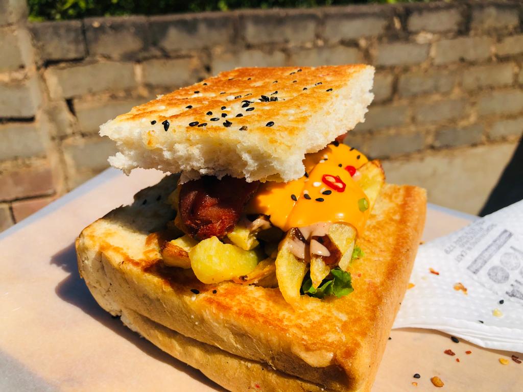 Kota_Too's tweet photo. Take advantage of our Two Venda Nga December Kotas and Two Migeroni  Kotas special Tomorrow #podcastandchillwithmacg #Sphathlo #stage8 #NOTA https://t.co/FEwISfaBb0