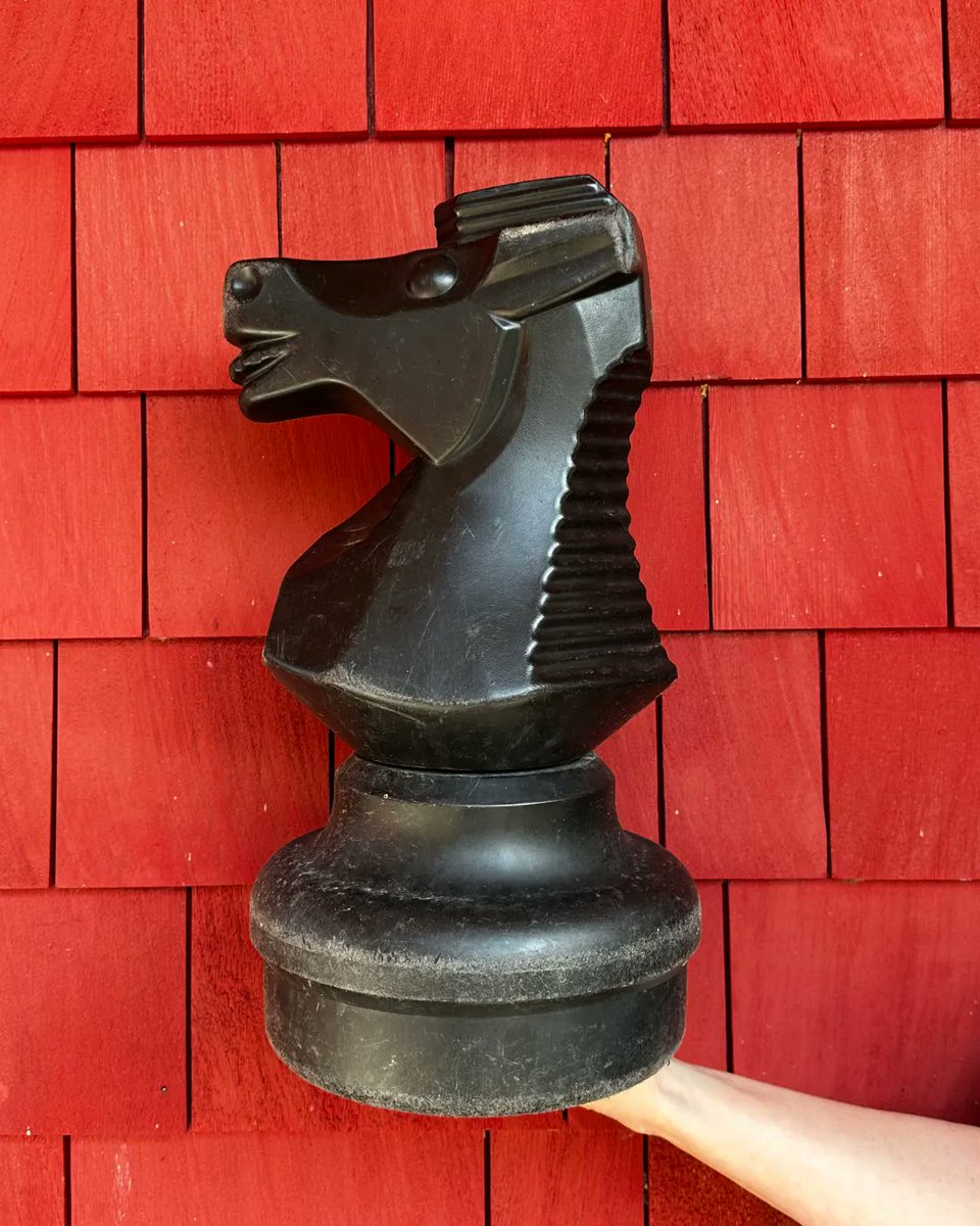 If you have the ideas, we have the team. Our marketing experts have plans for everything!

 Get ready to make the first move♟️ 

#infrontmarketingyyc #strategy #digitalmarketingyyc #marketingyyc