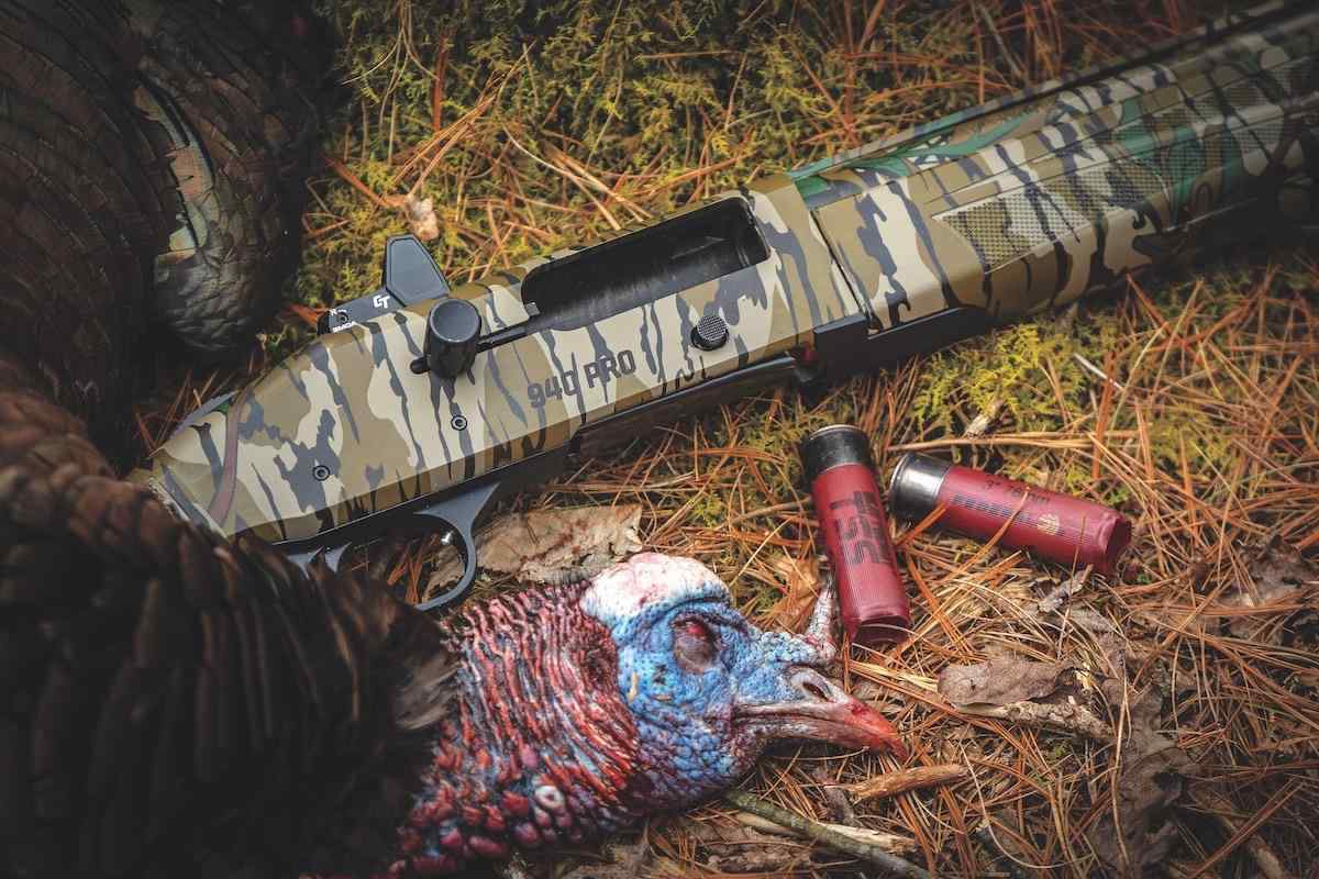 SPORTSMANchnl's tweet photo. Consider every aspect of your turkey rig—gun, shotshell, shot and choke—for the deadliest pattern. Here are some lethal loads for turkeys via @GameAndFishMag: https://t.co/osUqtnyIMe
#ITSINOURBLOOD #hunting #wildturkey #turkeyhunting #turkeyload #shotgun https://t.co/9Z2kEOvGp1