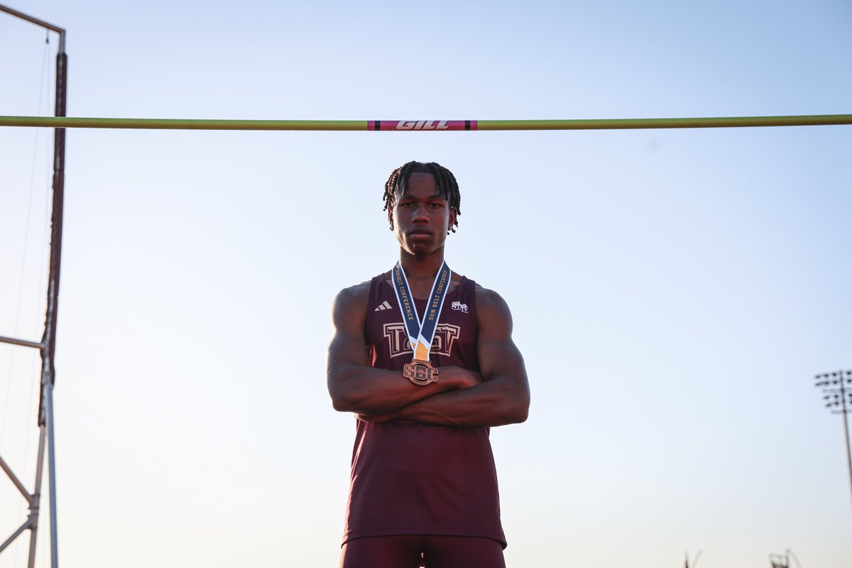 Aiden Hayes
High jump

45th in the West Prelims (2.10m)