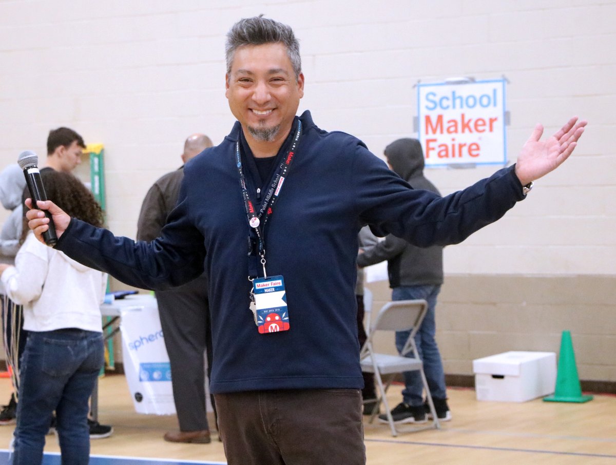 SeanTheBossXx's tweet photo. We did it! Our School Maker Faire was a huge success. Student organized &amp; operated stations for the community to experience!! @makerfaire @Sphero @make @CentralUSD @wilebookwizard https://t.co/BVN5yl8FPz