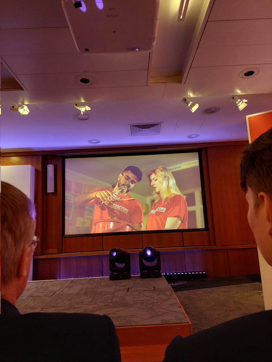 bumbamartin's tweet photo. Awesome to see @StreetDoctors work recognised at tonights #GSKIMPACT awards. https://t.co/Igsv0JYGEW