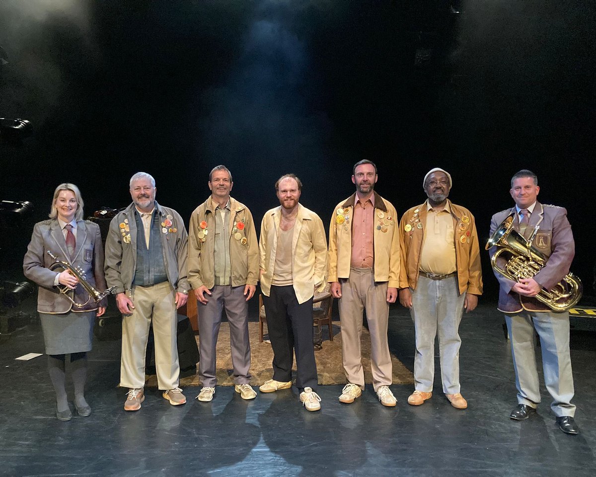 pitmensingers's tweet photo. 20 mins to go @BirminghamRep @GaryClarkeCo @CMFCB @maestrostefano #WASTELANDTour https://t.co/Veg5bG1Aku