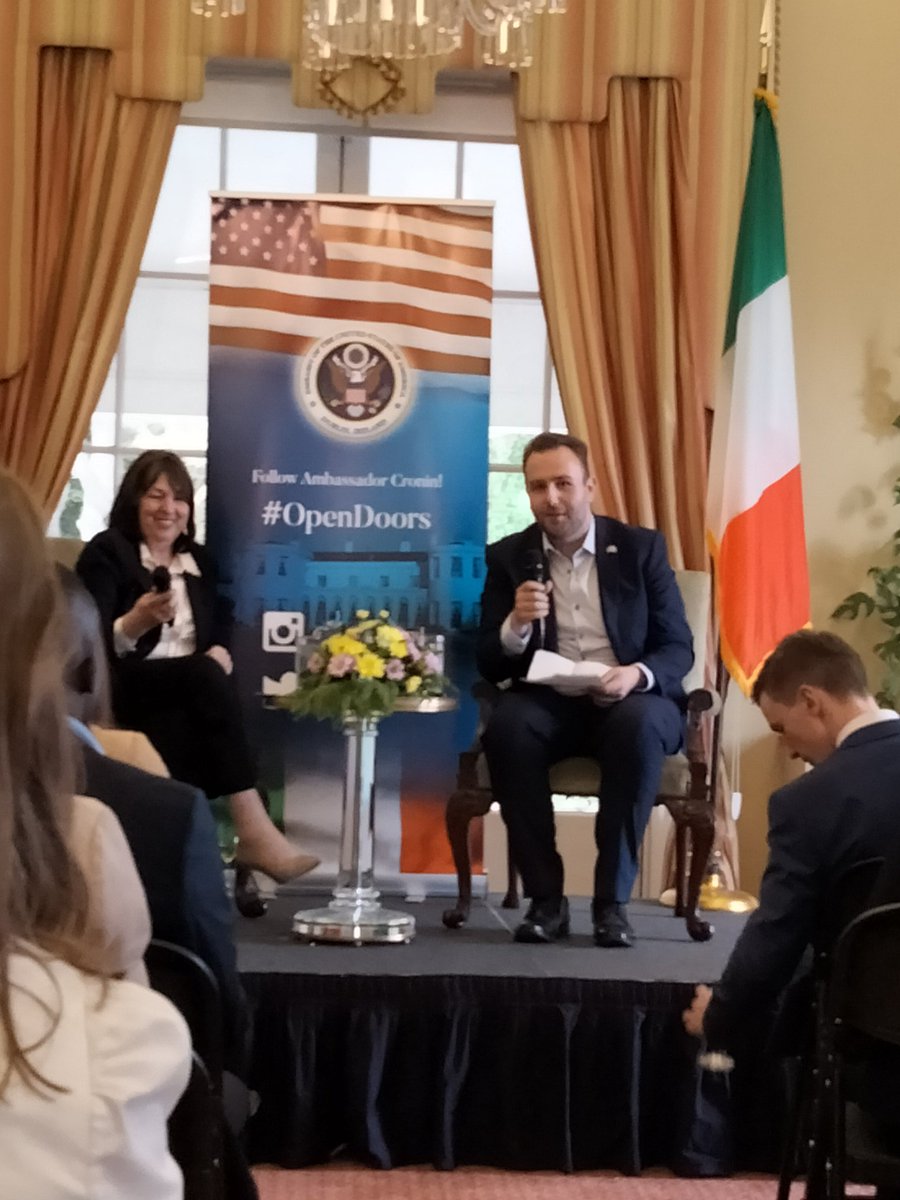 So great to listen to @USAmbIreland this evening. Thank you!

#OpenDoors