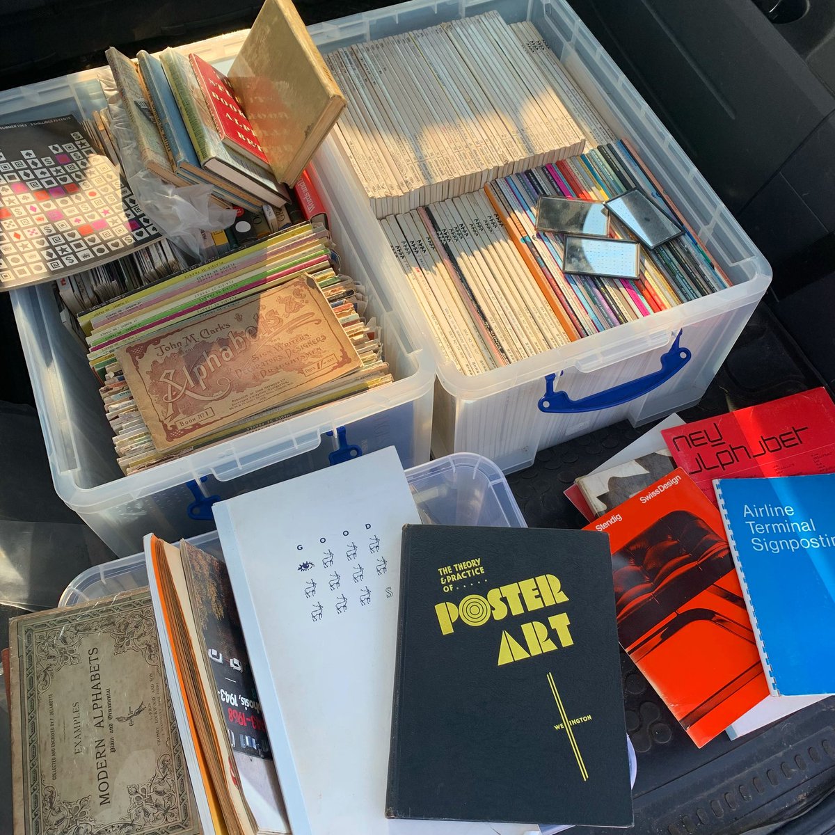 ThePrintArkive's tweet image. Road trip…

Took a 500mile round road trip from Falmouth to South Wales and picked up a nice collection of titles today - coming to the store soon!!

Let the zooming commence!

#bookshop #graphicdesignbooks #designbooks #typograpybooks #typography #graphicdesign