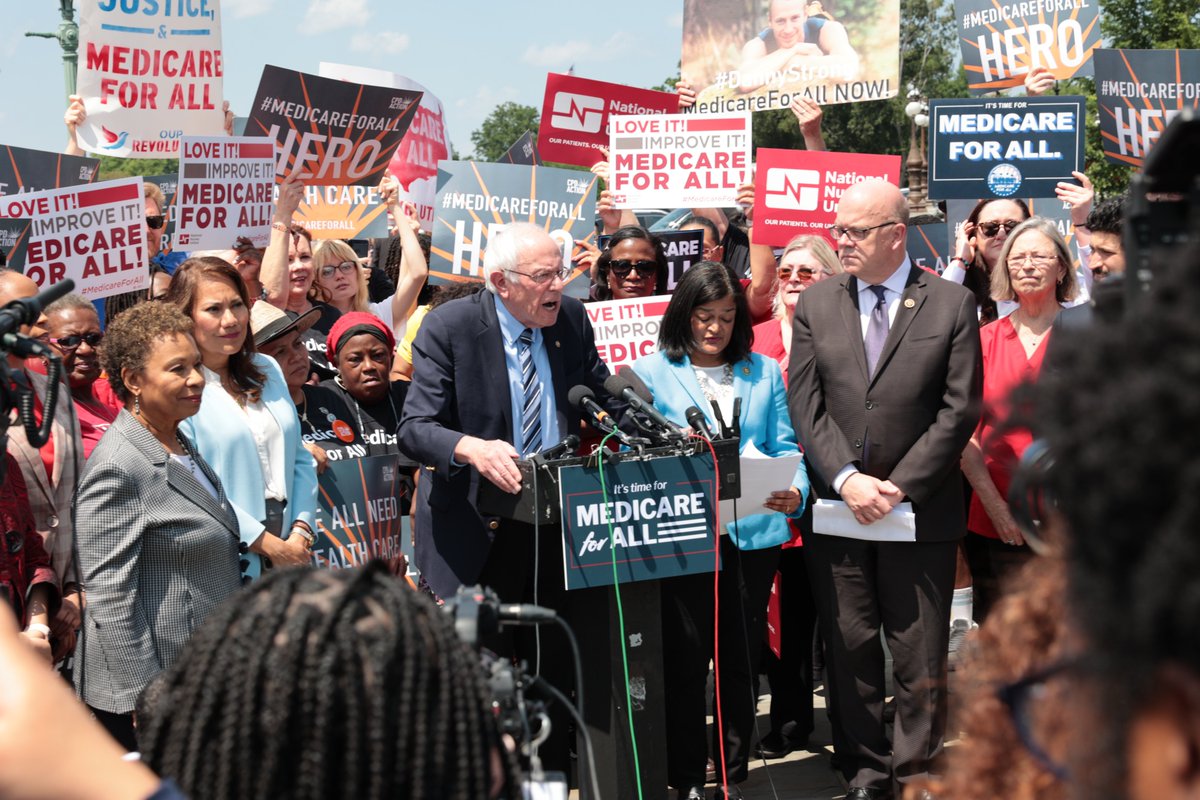 CPD affiliates from around the country & other allies came to demand Medicare for All. Senator Sanders took a stand with us to demand healthcare as a right, not a privilege. #healthcare #medicareforall #HealthForAll @CPDAction @SenSanders @BernieSanders @spacesinaction