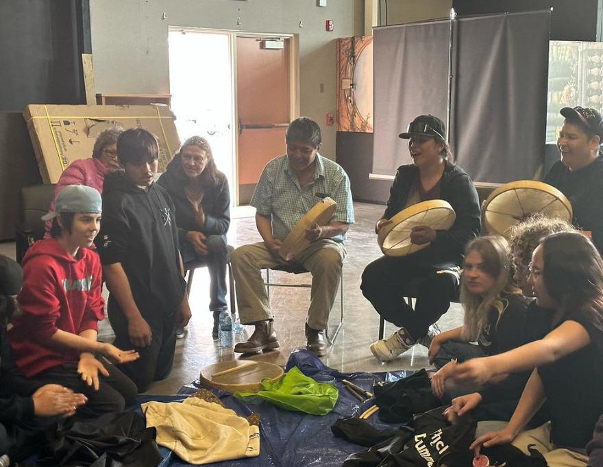Liard_FN's tweet photo. At the beginning of this month the #Tlicho Drummers came to the community and conducted a #Drumming Workshop.

Thank you Gwenny for these wonderful photos and for bringing your students to join the fun.

And a big thank you to #Tlicho Drummers for sharing your knowledge with us. https://t.co/Ev3gYnhL41