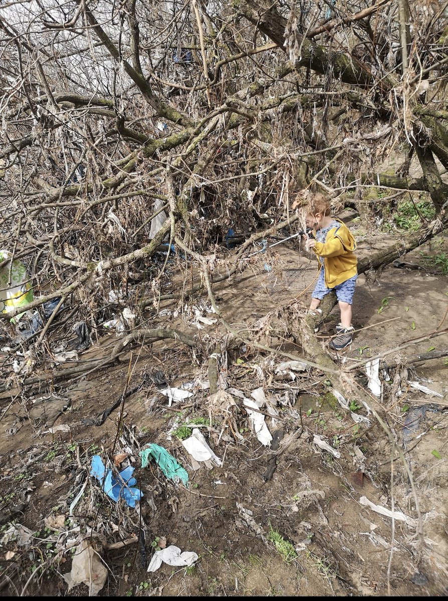 ygcrebelmams's tweet photo. @DwrCymru Now please commit to not building a sewage pumping station on Hailey Park parkland &amp;rugby pitch

Why force local residents to take you to court to prevent this? At a cost of 50k+ to them?

Same residents who have to clean-up sanitary towels from Taff in @HaileyPkCardiff 🤢 https://t.co/o3KK8H5vaD