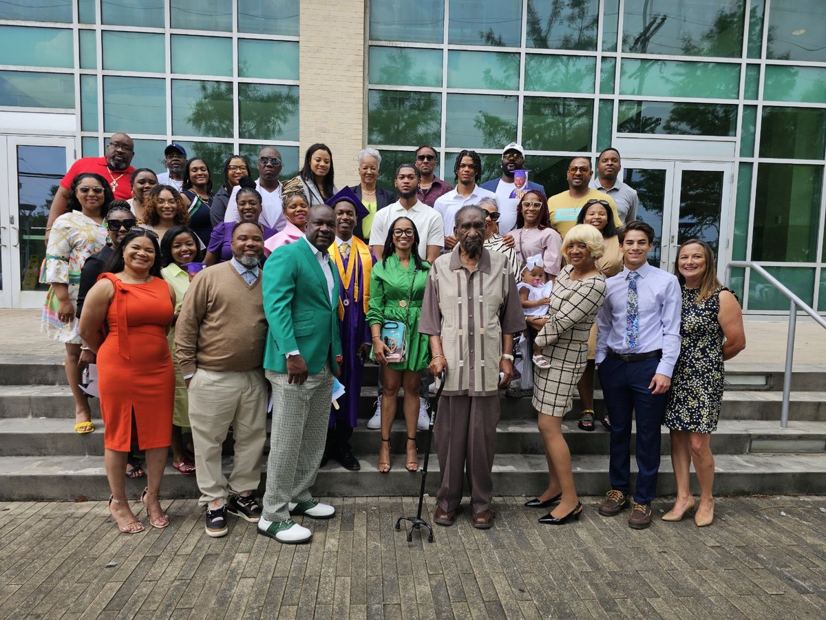 Akeia Encalade johnson tweet media