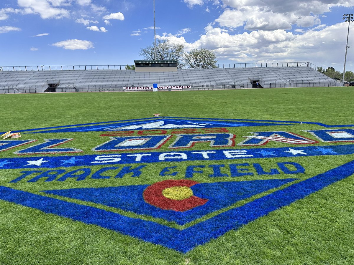 SportsTurfSun's tweet photo. Wild week! Colorado has been getting amazing rain, we’re nearing 5 inches in the past week. Painted a logo for the State track meet at a different stadium and did my best @bermuda419s impression on the outline! Today and tomorrow, hosting 4 graduations at the #bestoffice #crewof2 https://t.co/QwjEW17UlU
