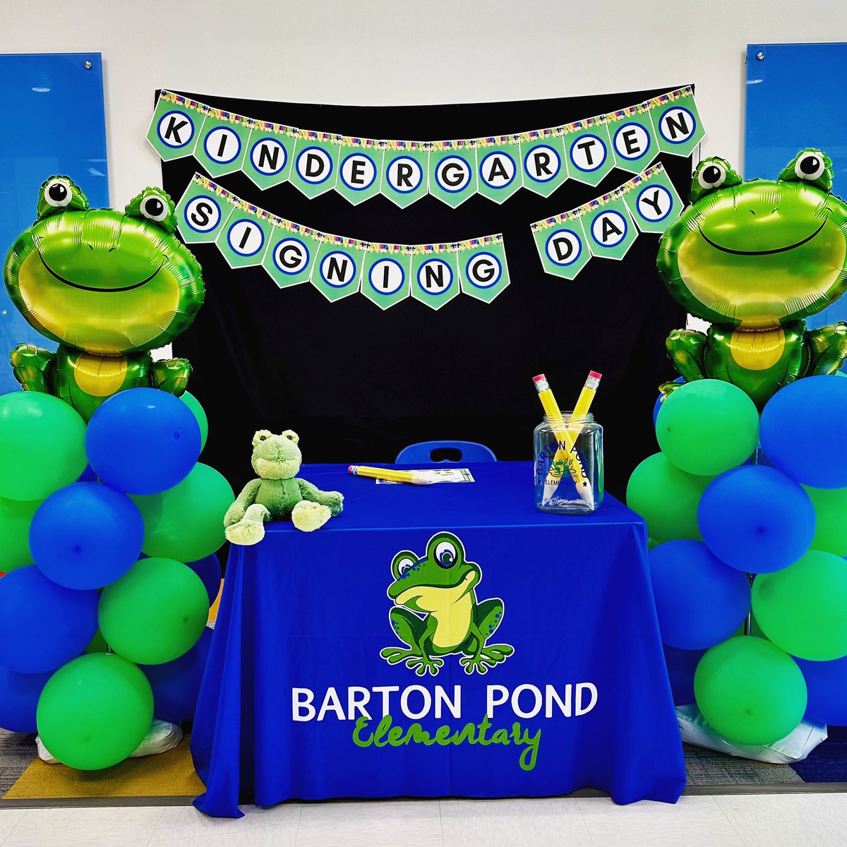 We can’t wait to welcome our rising Kindergarteners this afternoon!  

Families, join us on the playground at 4:30, for a kid-focused tour at 5:00, and/or for a parent info session at 5:30!