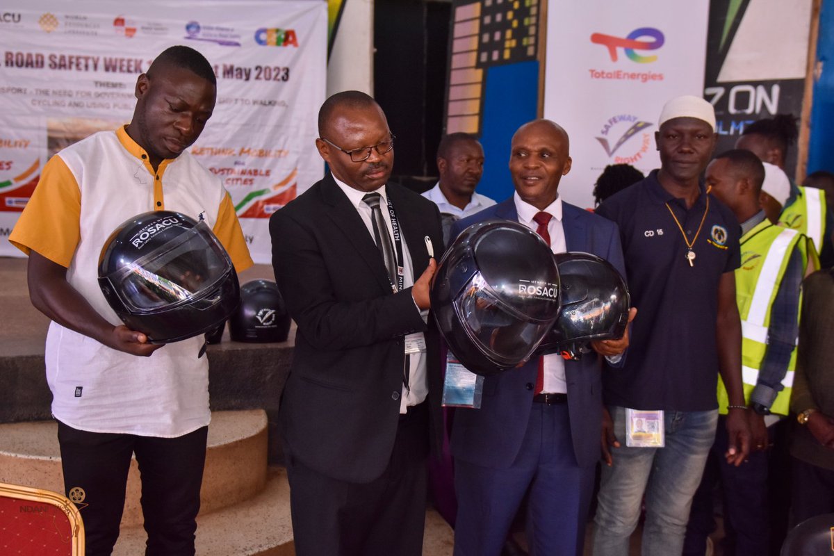 A good helmet is one that covers the head and chin for better protection during a road crush. Riders received free helmets after a demonstration of how to put them on properly was done. #RethinkMobility #RoadSafetyWeek