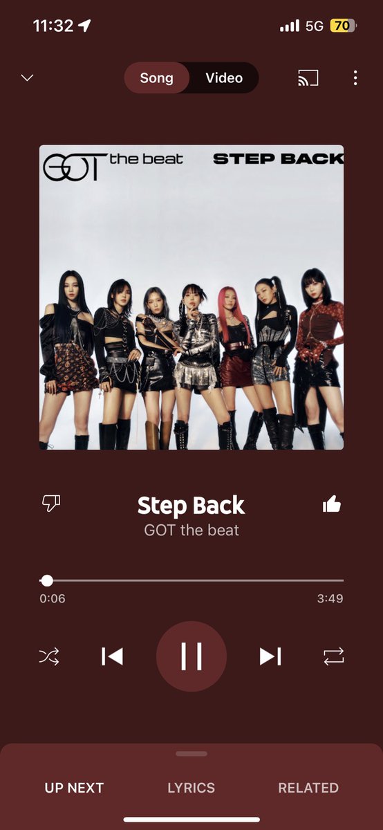 fazblaster's tweet photo. this song is so interesting to me bc it sounds like a 4th gen boy group song except sung by a girl group and im like 90% sure if it was sung by men i wouldn’t like it LMAO https://t.co/5leXWCQbIi