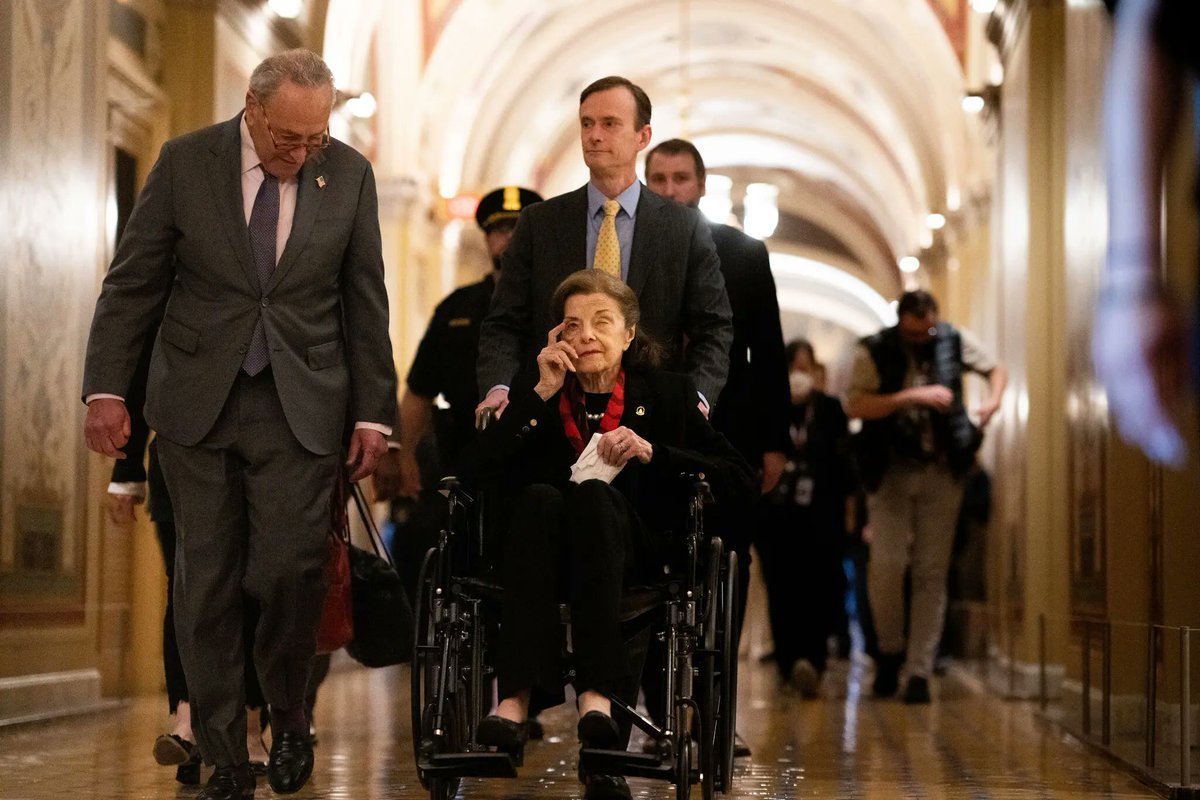 📌You can be both sympathetic toward Dianne Feinstein and thankful for her public service, while also being absolutely furious she won't retire for the good of her country.
I am one of these people.