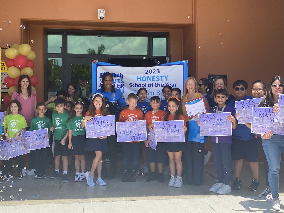 StdtSvcsMDCPS's tweet photo. Students @dtbprep know all about Honesty and the 9 Core Values! Congratulations on being recognized as the 2023 #ValuesMatterMiami Honesty School of the Year! @MDCPSCentral @SuptDotres @LDIAZ_CAO @AlayonSally https://t.co/B3hS7kb60l