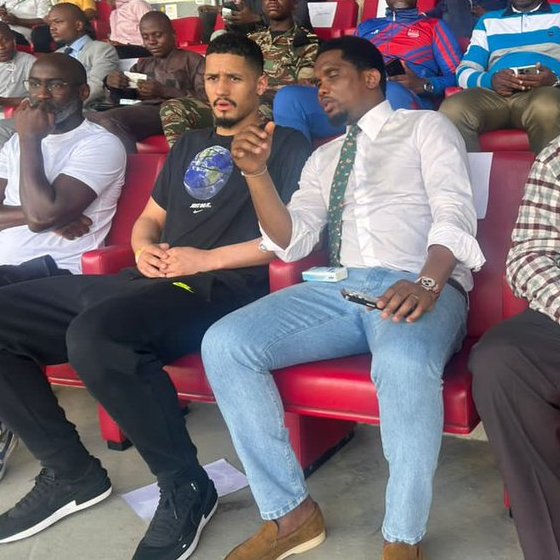 leafricangooner's tweet photo. William Saliba is watching a local football match in Cameroon with Samuel Eto'o ⚽️ 🇨🇲 https://t.co/aJmYrhpwmy