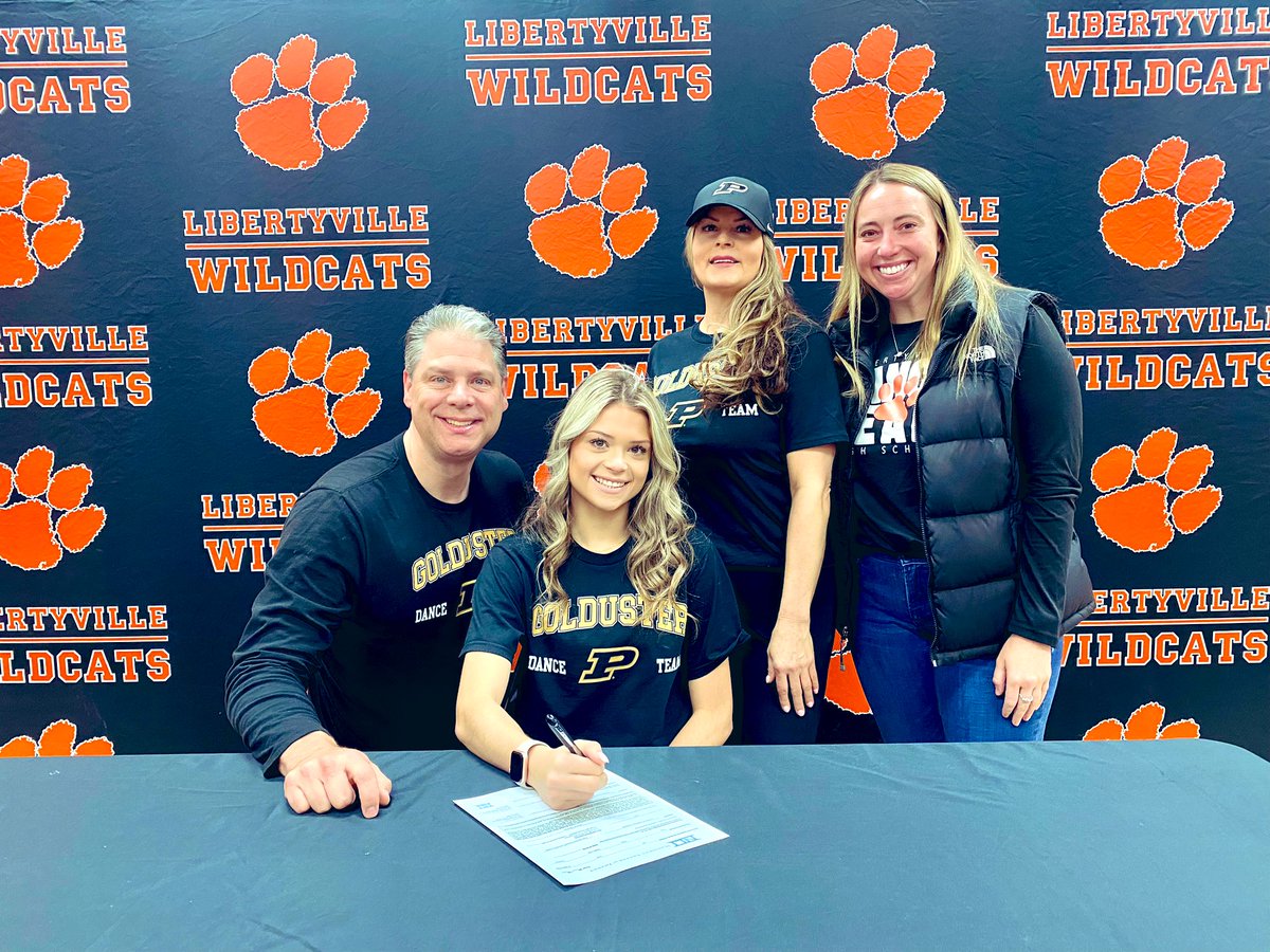 Congratulations to our graduating senior Brooke Lutes on continuing her dance career at Purdue University on the Golduster Dance Team! We are SO incredibly proud of you ! 💛🖤 

Go <a href="/PurdueDanceTeam/">Purdue Dance Team</a> !!