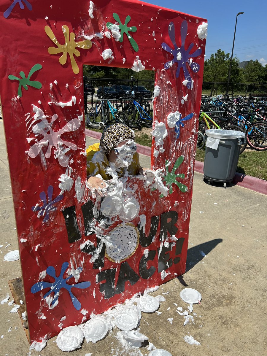 Mrs. Kitchen tweet media