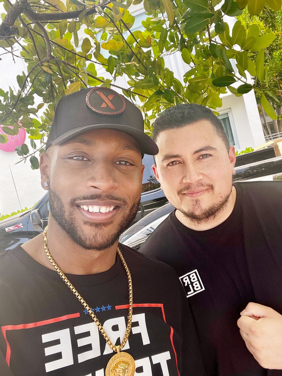 WescottAmerica's tweet photo. It’s been a long time coming @dollarcostcrypt ‼️ #DCC‼️ LETS GOOOO 😁🙌🏾 #PULSECHAIN #PULSEX #HEX $HEX #HEXOG #bitcoinconference https://t.co/4nkKNOGNpe