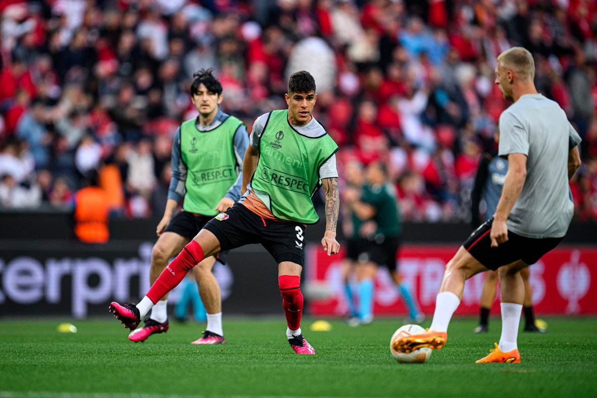 bayer04_en's tweet photo. Focus 🔛! 👀
#B04ASR I #UEL I #ForOurDream I #Bayer04 I #FinallyRed I #Werkself https://t.co/HmyT2VJJTj