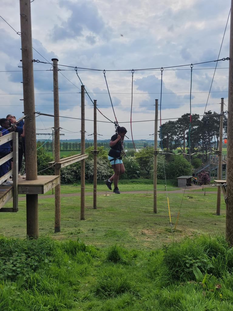 Anne-Lise Froy tweet media