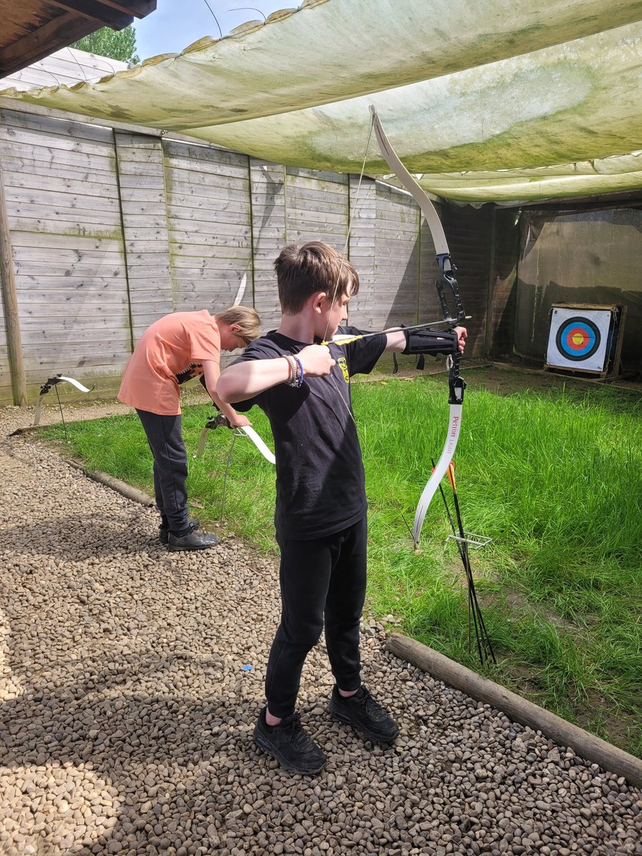 Anne-Lise Froy tweet media