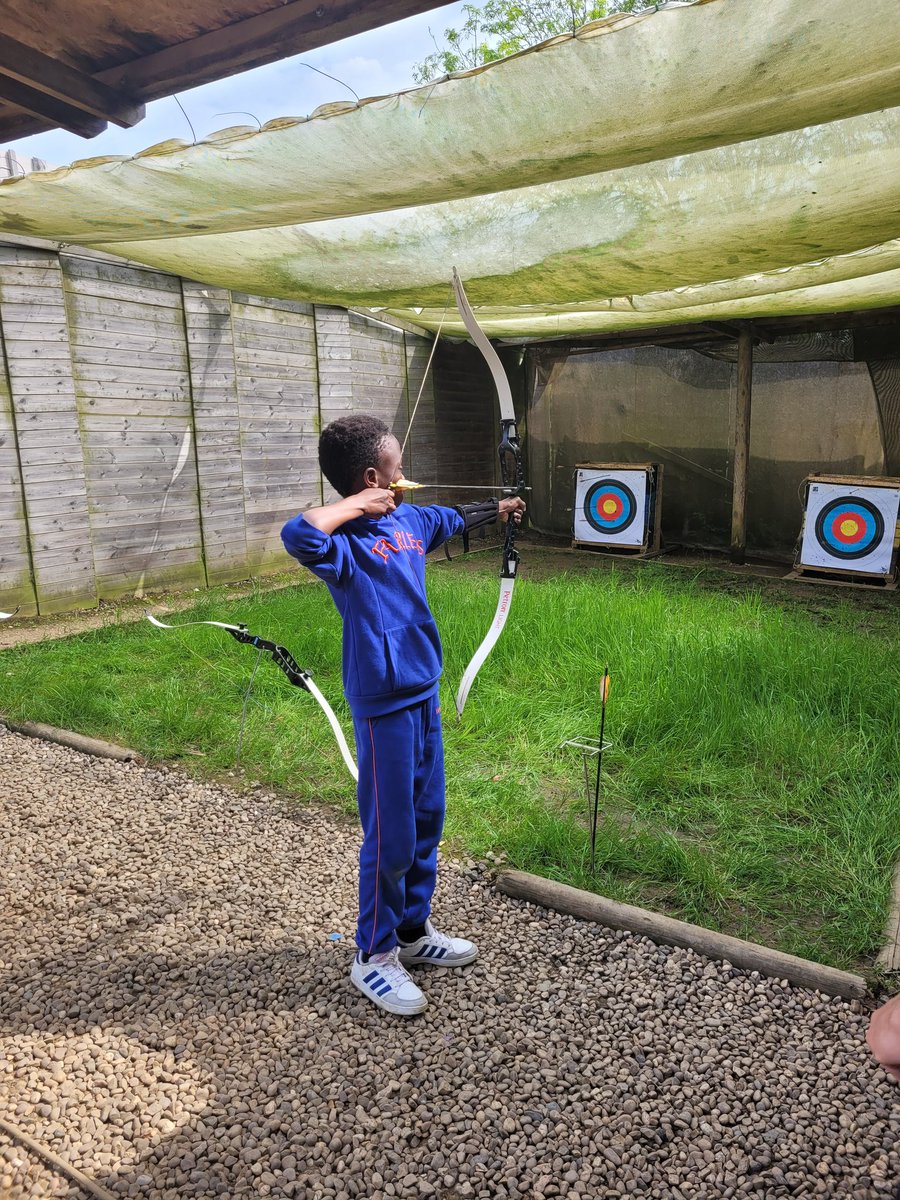 Anne-Lise Froy tweet media