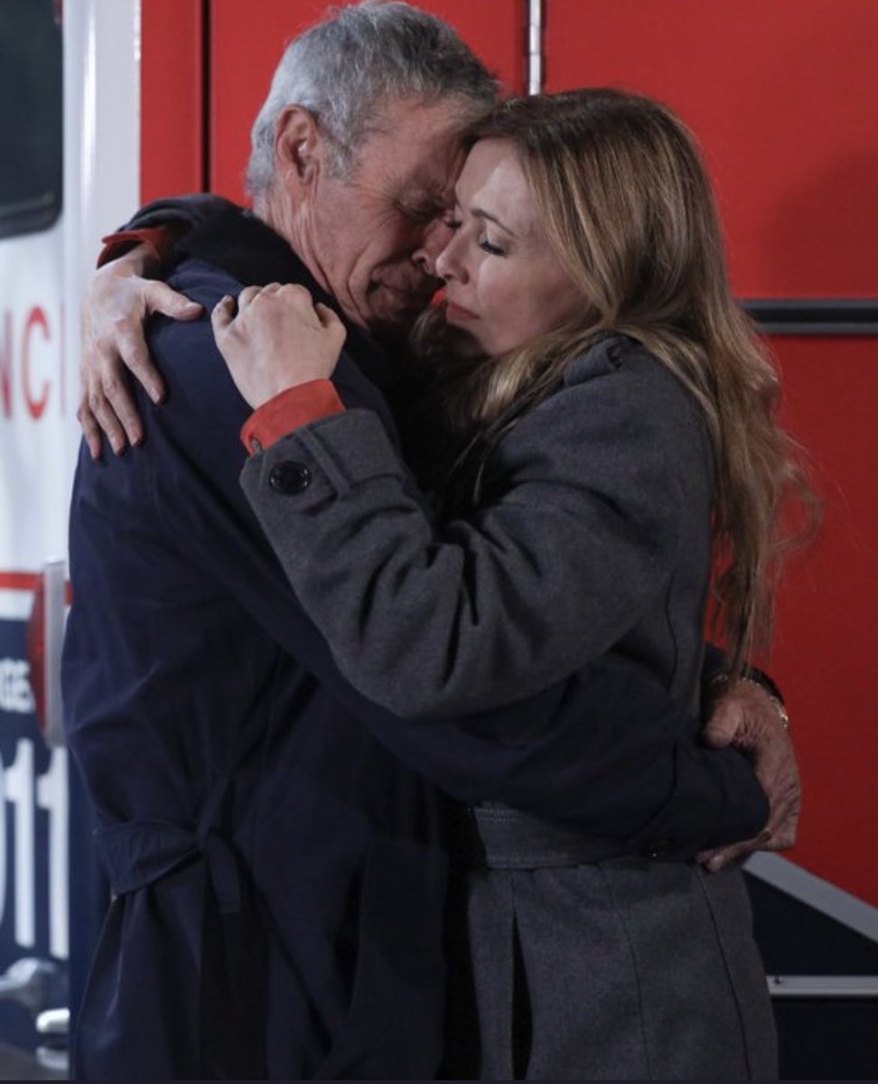 I cried happy tears with this #RobertandHolly2022 scene.  Today, I’m ugly crying sad tears! #HollyandRobert2023 can’t be the end! #GH <a href="/EmmaSamms1/">Emma Samms MBE</a> <a href="/tristanrogers/">tristanrogers</a>