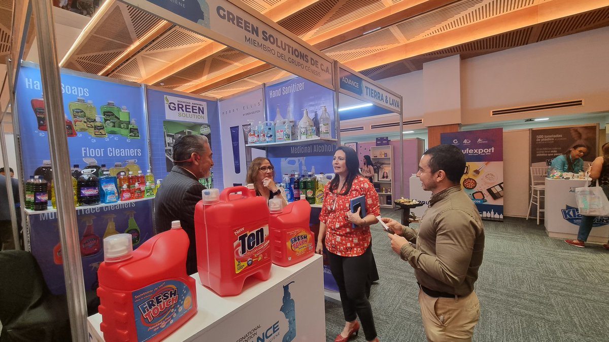 NotiAgexport's tweet image. Compradores internacionales e integrantes de la cadena de valor del Sector de Cosméticos e Higiénicos participan en #ConventionAdvanceGt.
#ExportacionesGt