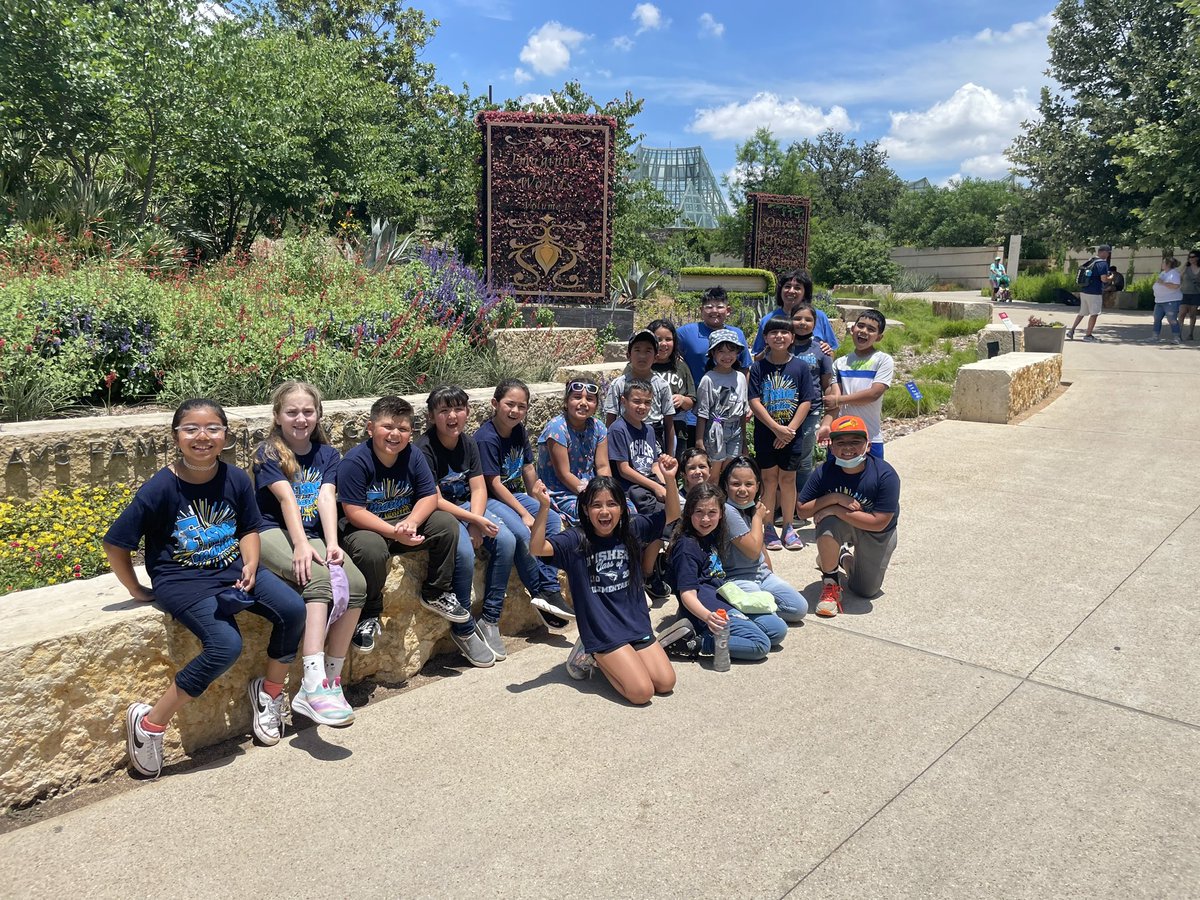 laughDFernandez's tweet photo. 3rd graders had a great time at the San Antonio Botanical Gardens.  Thank you to the staff and volunteers. https://t.co/JzxF4rX3t6