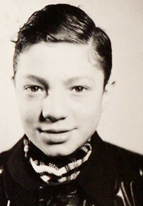 Auschwitz Memorial tweet media