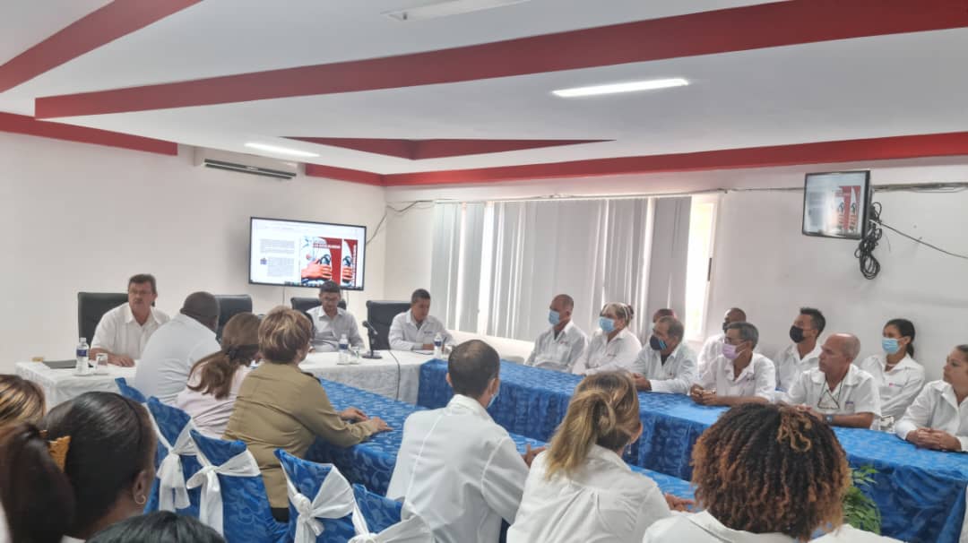 Unidad Central de Cooperación Médica sede de la presentación del libro La Casa Blanca vs Las Batas Blancas del autor Omar Stainer Rivera Carbó
 Por: Johana Tablada, Subdirectora General de EEUU Ministerio de Relaciones Exteriores de Cuba.
#CubaCoopera #60AñosSalvandoVidas