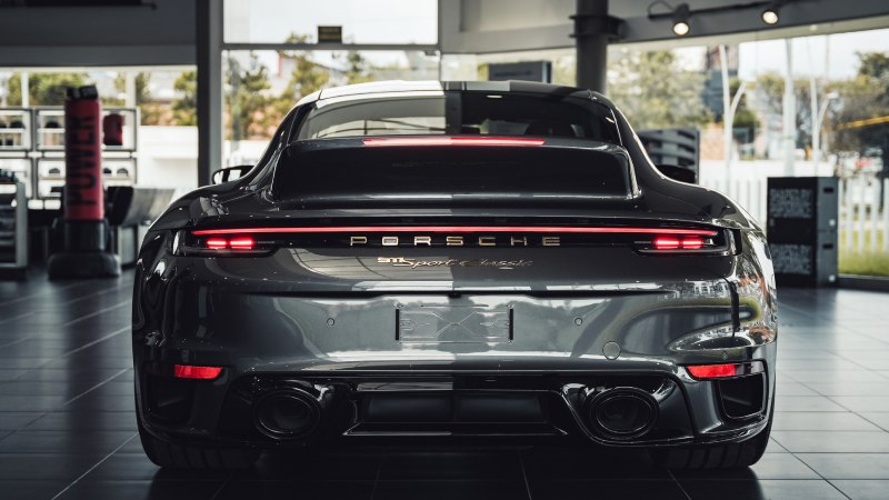 acelerandocol's tweet photo. #FelizJuevesATodos 📷📷#heritage: Conozca el #Porsche911SportClassic que ya está en #Colombia📷📷. Los detalles en: https://t.co/qu7iLozf7E @Porsche @PorscheCenterCo
#acelerando #autoelite #porsche911sportclassic #deportivos #colombia https://t.co/S1CoX9JrWN