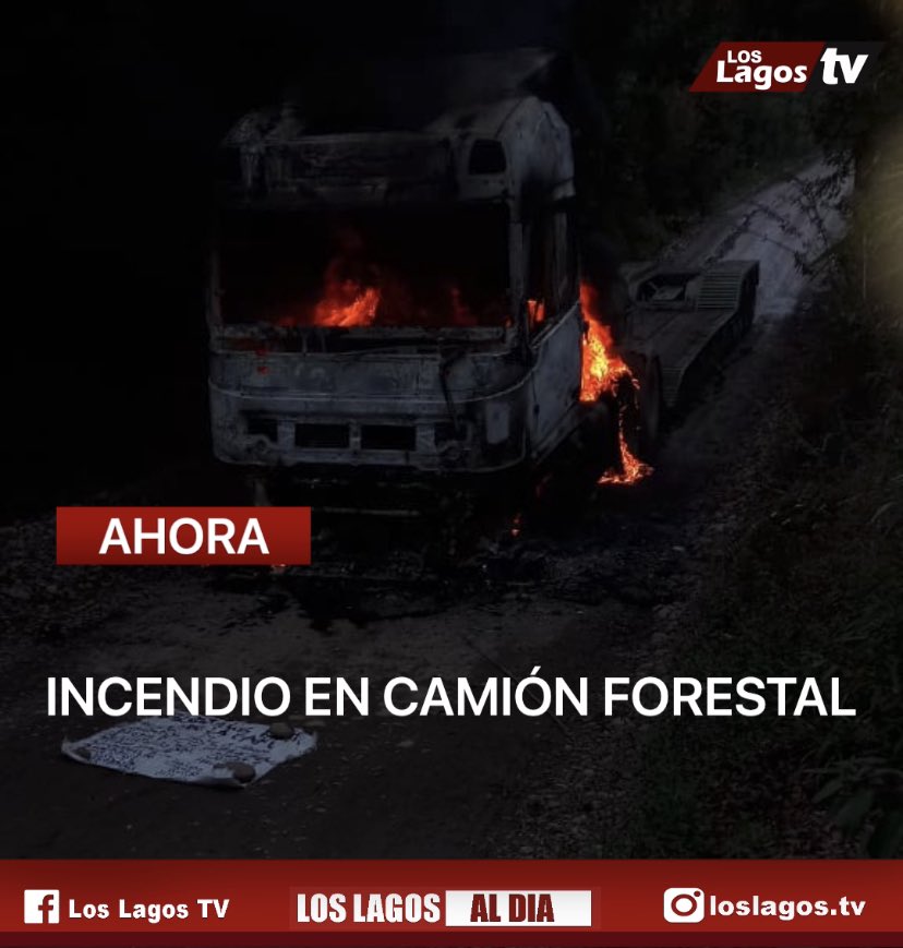 🔴AHORA🔴
➡️Durante esta jornada y según versión de testigos en el lugar señalan que, desconocidos habrían quemado el camión forestal en sector rural de Pichihue de la comuna de Los Lagos.

🔴Información en desarrollo…

📷Cedida

#Valdiviacl #incendio #chile