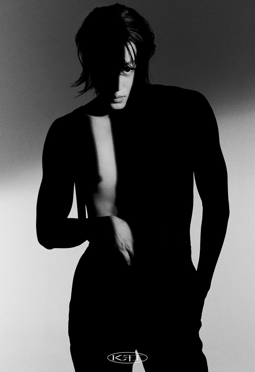 LEONMATTHEO's tweet photo. Leon Mattheo 레온 마테오 [DOM  – The 3rd Mini Album]

EP. O3 – THE PHOTOSHOOT pt. 3: Within your shadows.

#LEONMATTHEO #LEON #LEON_ARION #레온마테오 #DOM @ARION_ent @THECODELABEL https://t.co/L6JpIX8DqK
