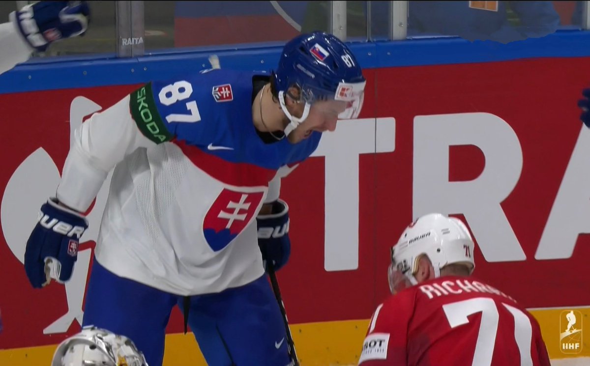 arberslaf's tweet image. him