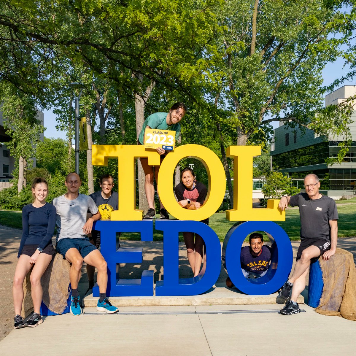 UToledoMed's tweet photo. Thank you to the students who joined us for our special Graduation Week Run/Walk with the Dean on campus. Congratulations to the members of the Class of 2023 who joined us!
#RunWithTheDean #UToledoMed #UToledoMed23 https://t.co/pjLLcLC3Ek