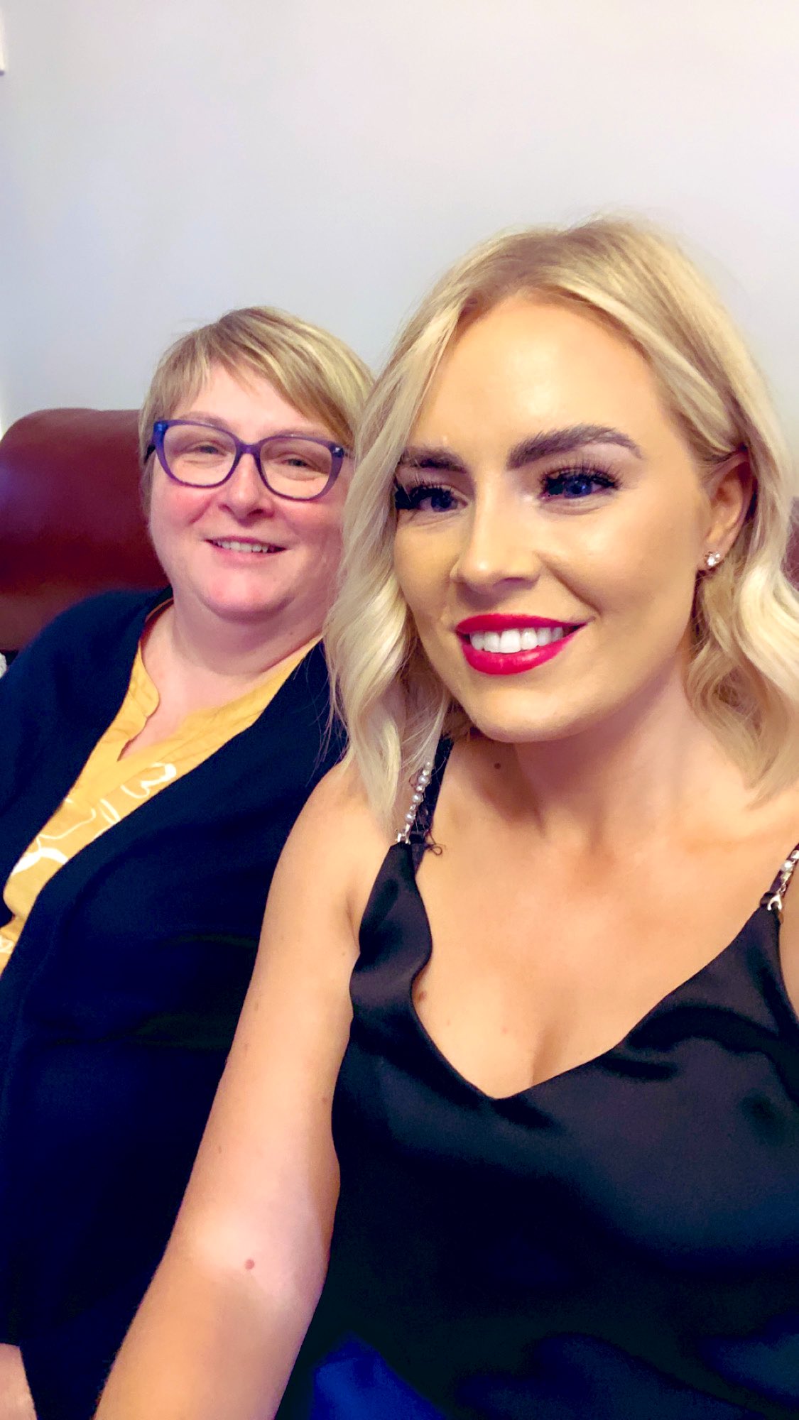 Dr Patricia O'Lynn on X: Not the usual polling day for me and mum this  year but we took our obligatory Mother-Daughter photo as she's still my  biggest supporter and will be