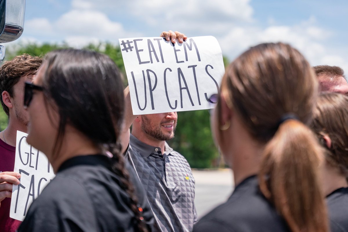 And we’re off to Regionals! #EatEmUp