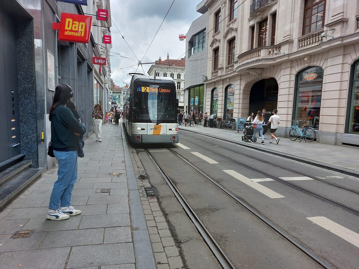 Michel Lintermans (@lintermansm) on Twitter photo Zou het er nu toch van komen?!? Een #tram <a href="/gem_Eindhoven/">gemeente Eindhoven</a>. Het wordt steeds drukker in de #stad en #regio, met name richting <a href="/ASMLcompany/">ASML</a> . Er dreigt steeds een #verkeersinfarct te ontstaan. Wordt wakker <a href="/gem_Eindhoven/">gemeente Eindhoven</a> Zou het er nu toch van komen?!? Een #tram <a href="/gem_Eindhoven/">gemeente Eindhoven</a>. Het wordt steeds drukker in de #stad en #regio, met name richting <a href="/ASMLcompany/">ASML</a> . Er dreigt steeds een #verkeersinfarct te ontstaan. Wordt wakker <a href="/gem_Eindhoven/">gemeente Eindhoven</a>
