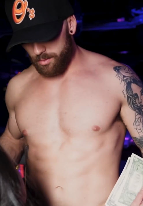 Minimal clothing, maximum fun😉

Tonight is your night! ;) Start your weekend party early with us tonight at 9pm! Please drink responsibly.
.
.
.
#KingsOfHustler #KOHVegas #VegasNightlife #MaleRevue #BestOfLasVegas