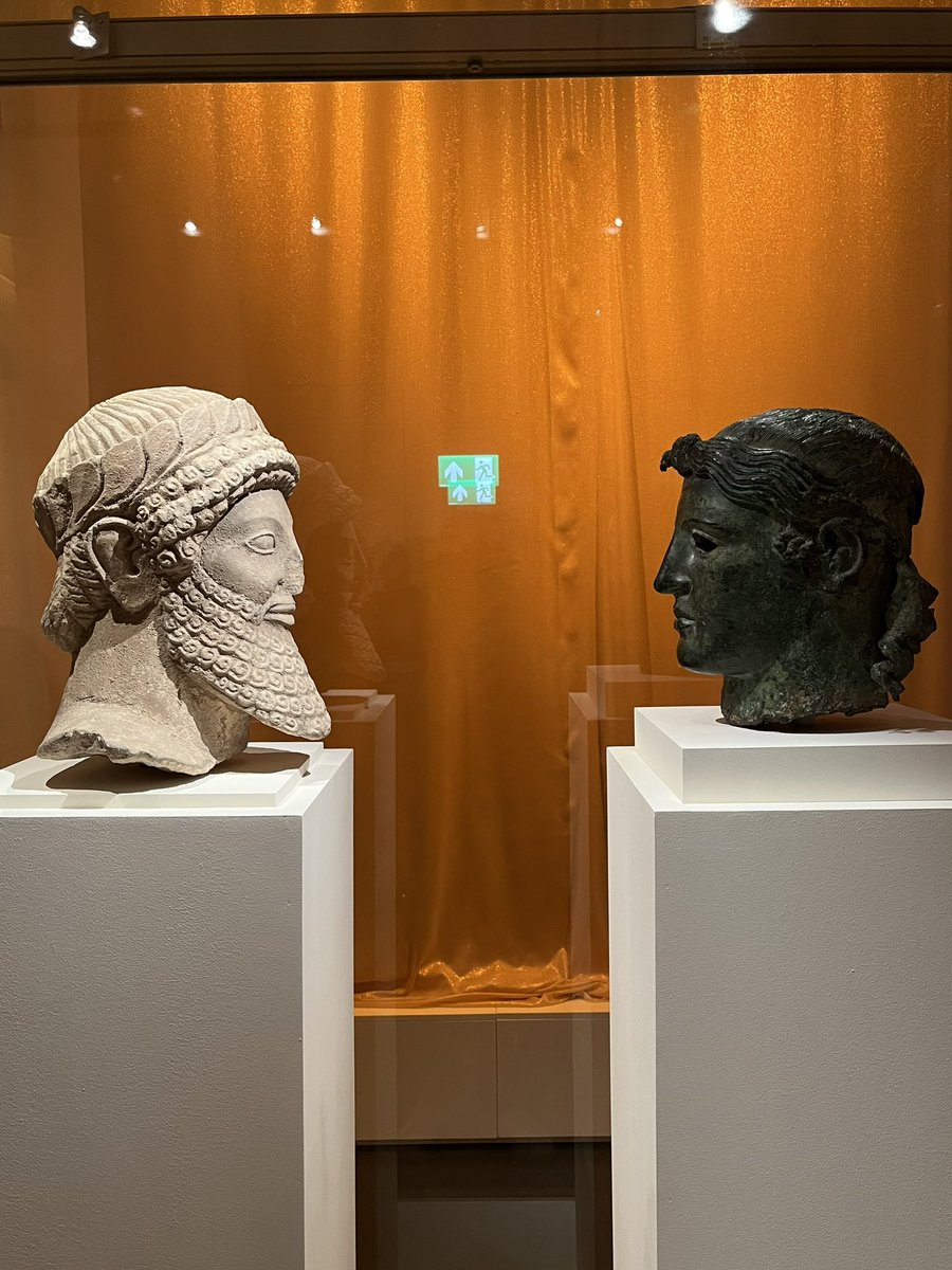Dimitri Tilloid’Ambrosi on Twitter "Exposition « Luxury and power Persia to Greece » au