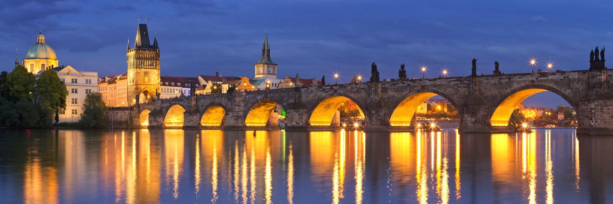 MEOperaClub's tweet photo. Opera Club venues for 2023-24 include a view of this bridge... #ExperienceAWorldOfPerformance #OperaClub #Prague @MusEuropa https://t.co/EeACIBm8c4