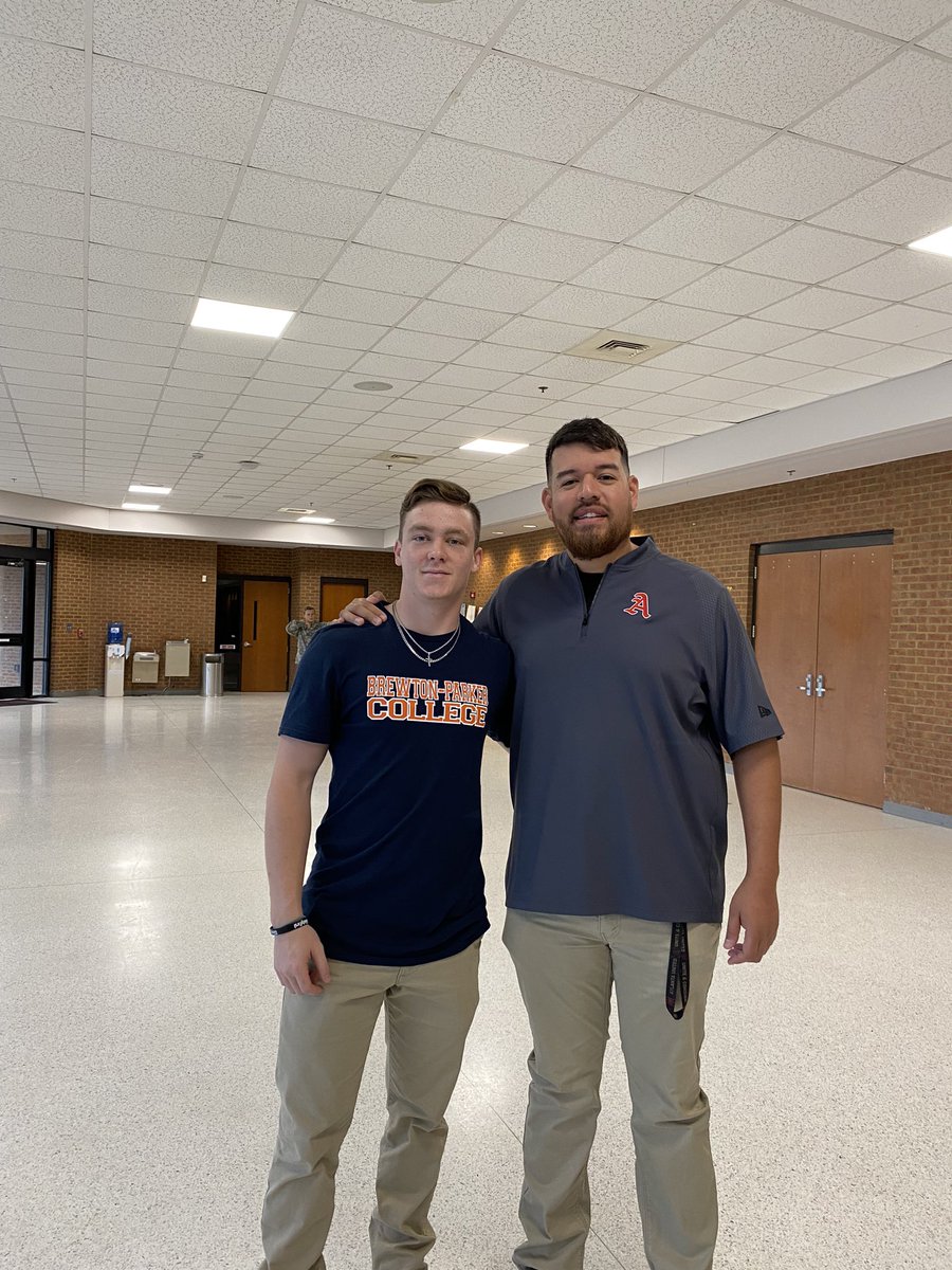 TateMorris13's tweet photo. Blessed to sign today with Brewton-Parker College with the people that have supported me through everything!@ApplingWrestle @bpcathletics #hardworkandgodswork https://t.co/OUBfKnQQS8