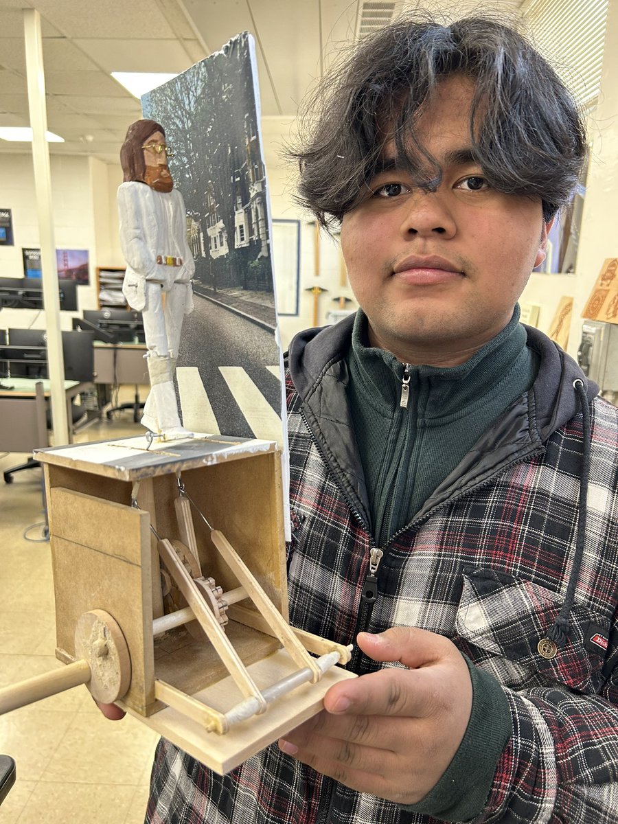 Mr. West tweet media